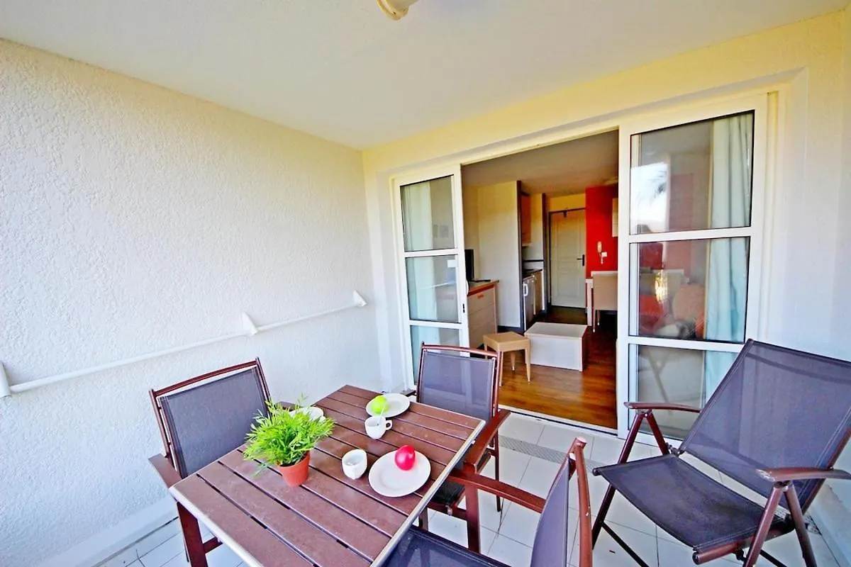 Apartment Cap Esterel C9 - Studio Cabine Avec Terrasse Et Parking Privatif Saint-Raphael
